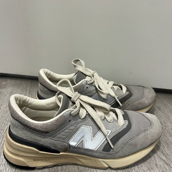 New Balance 997R - Picture 2 of 3